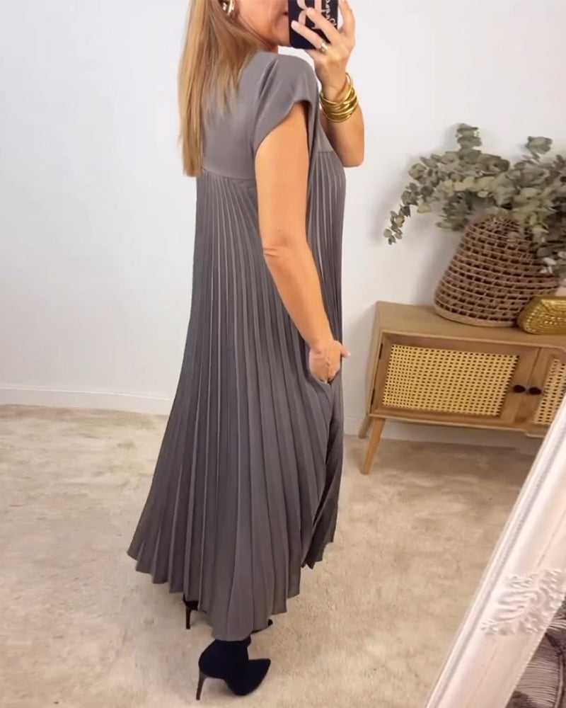 Ärmelloses einfaches elegantes plissiertes Kleid
