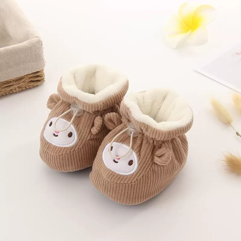 📢📢50% Rabatt!!! 🎉✨ Warme Pelz-Baby-Stiefel – Kuschelig weiches Innenfutter, rutschfeste Sohle und einfacher Anzug – perfekt für die ersten Schritte deines Schatzes. Jetzt -50%!