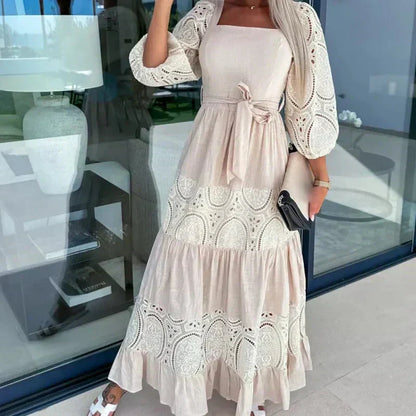 Trendiges, langes Patchwork-Kleid mit Taillengürtel und quadratischem Ausschnitt für Damen