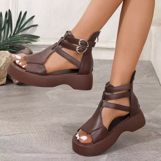 Orthopädische Damensandalen mit Plateau und Keilabsatz aus weichem Leder