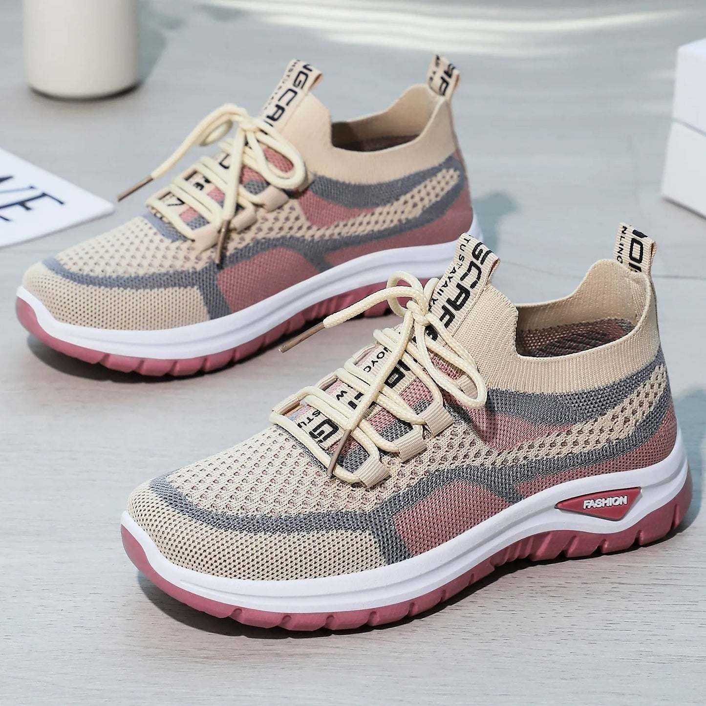 📢📢50%Rabatt!!!🎉👟 Damen Laufschuhe mit Schnürung – Atmungsaktives Mesh – Gepolsterte Sohle – Rutschfest & Leicht – Für Sport & Freizeit