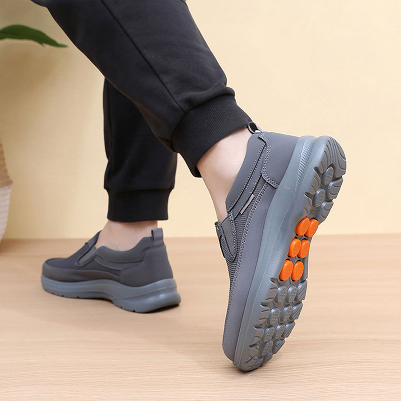 ✨ Herren Orthopädische Atmungsaktive Slipper-Sneakers - Fußgewölbe Unterstützung mit Memory-Schaum Einlegesohlen für Ganzägigen Komfort 🏃‍♂️💨