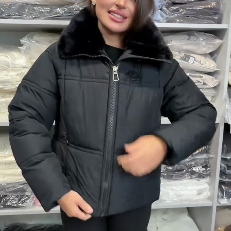 Kurze Pufferjacke für Damen mit Stehkragen