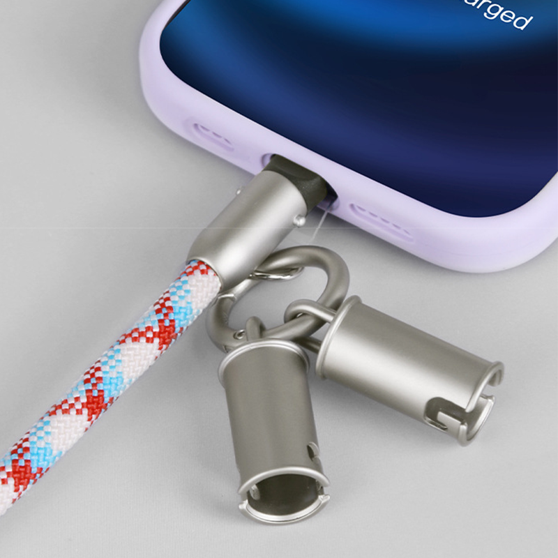 2-in-1-Handykette mit integriertem Ladekabel