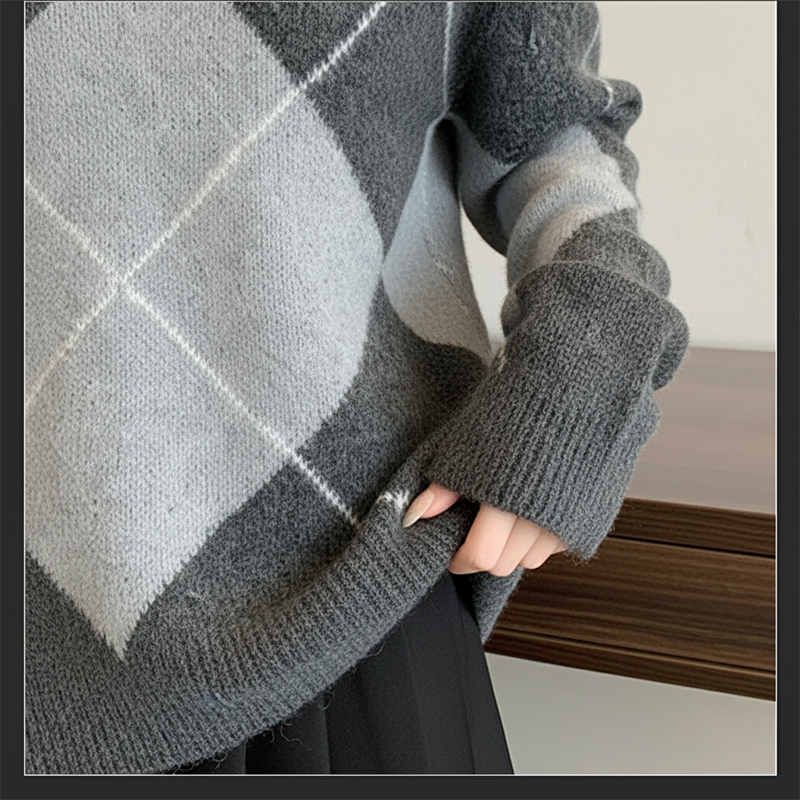Damen-Strickpullover mit Carmenausschnitt und Argyle-Muster