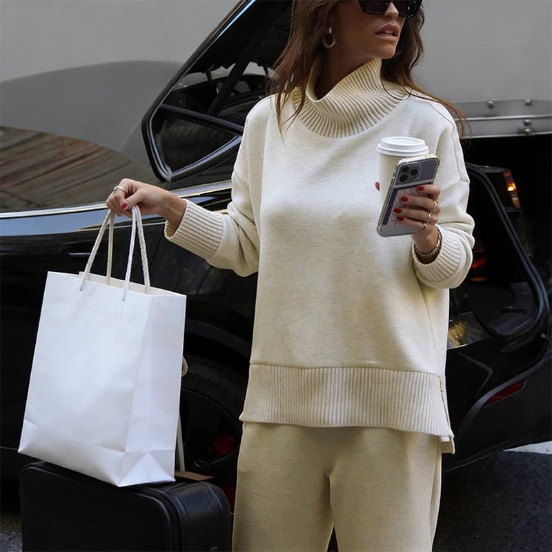 Sweatshirt mit Stehkragen und seitlichem Reißverschluss & Hose (Zweiteiler)