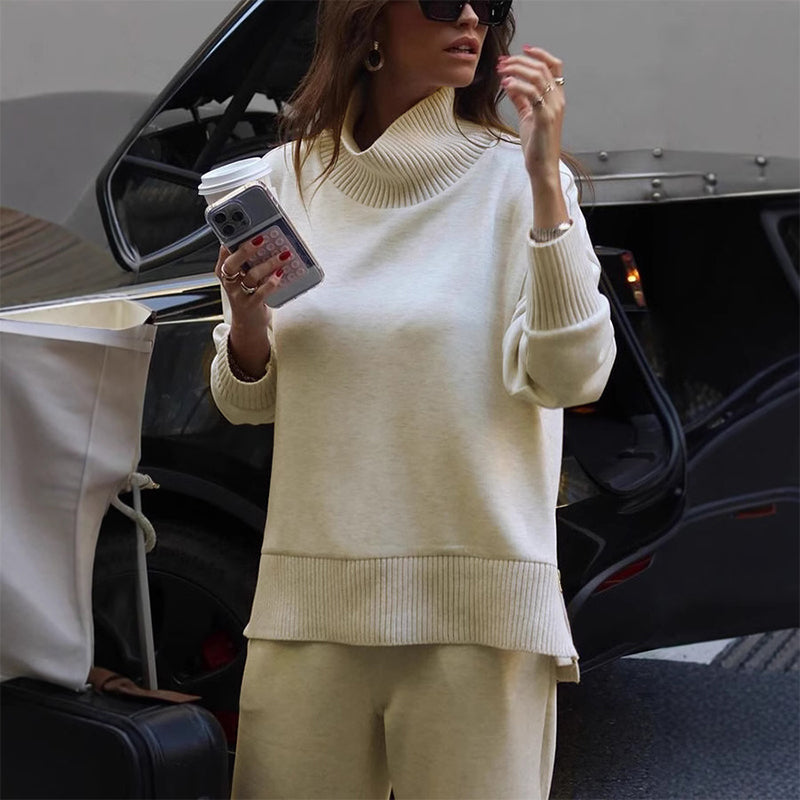 Sweatshirt mit Stehkragen und seitlichem Reißverschluss & Hose (Zweiteiler)