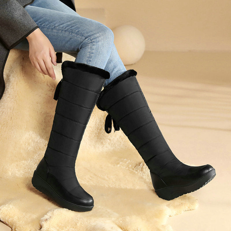 Winterfeste, warme, mit Baumwolle gefütterte Schneestiefel
