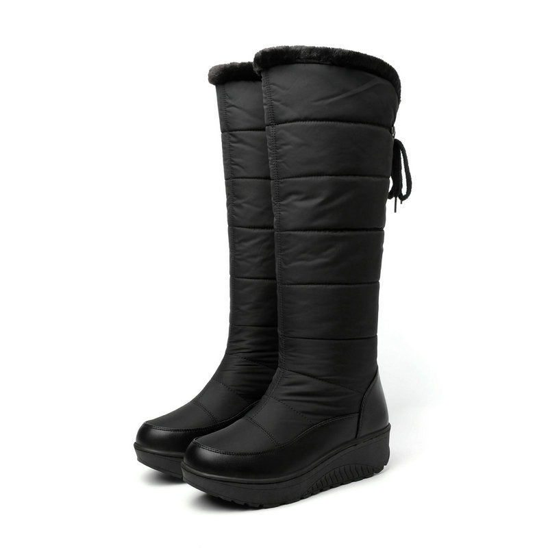 Winterfeste, warme, mit Baumwolle gefütterte Schneestiefel