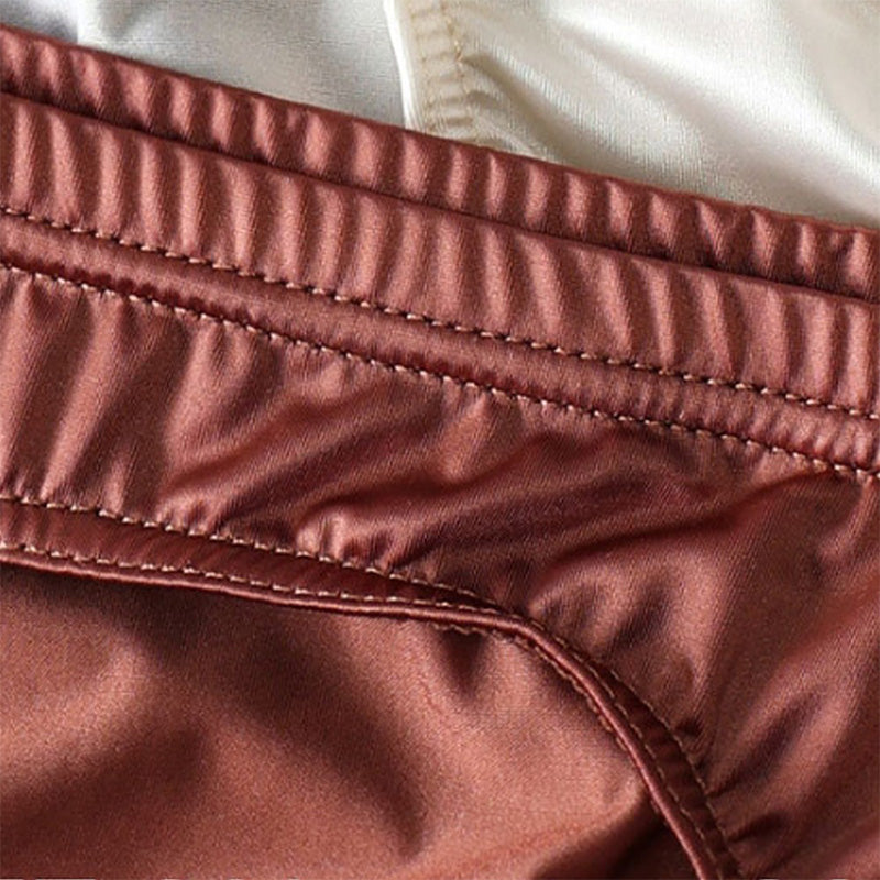 Herren-Slip mit tiefem Sitz und konturiertem Beutel