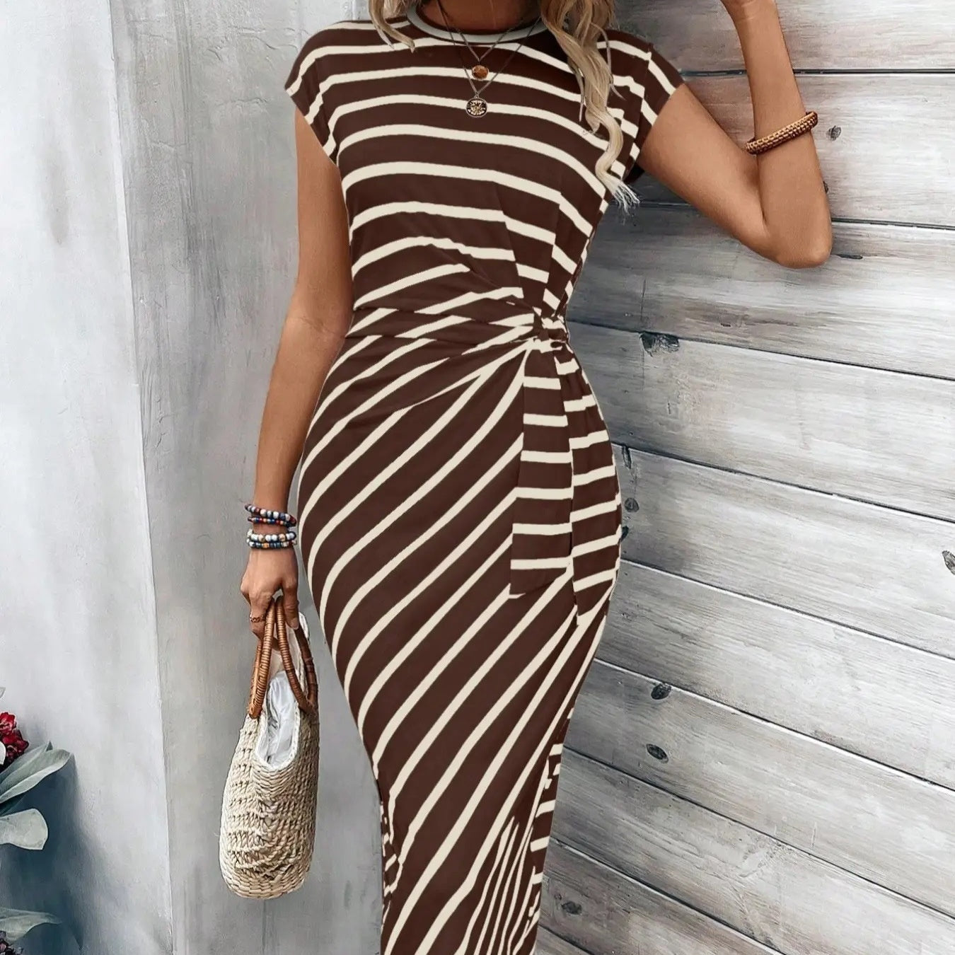 💕 Elegantes Damenkleid mit Bindegürtel