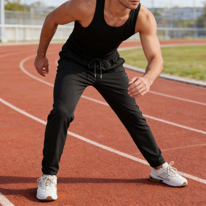 Leichte Sporthose für Herren mit Reißverschlusstaschen