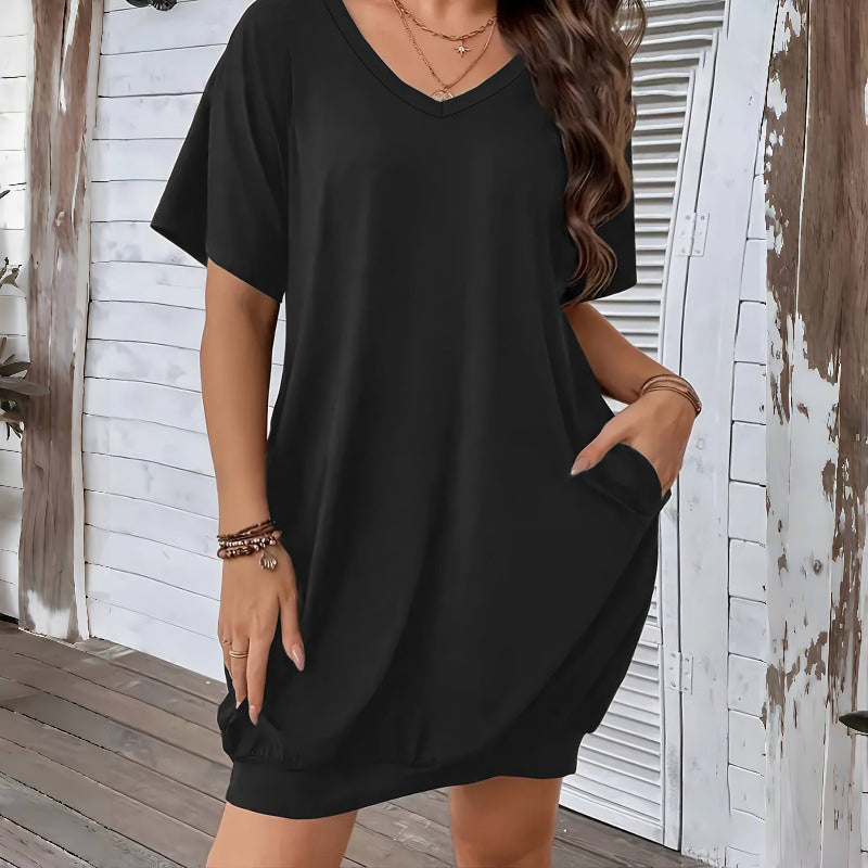 🌿 Kleid mit V-Ausschnitt in lockerer Passform und T-Shirt-Komfort – perfekt für ungezwungene Ausflüge