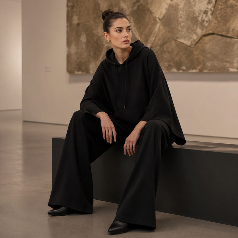Damen‑Set mit lockerem Kapuzen‑Cape‑Top und Wide‑Leg‑Hosen