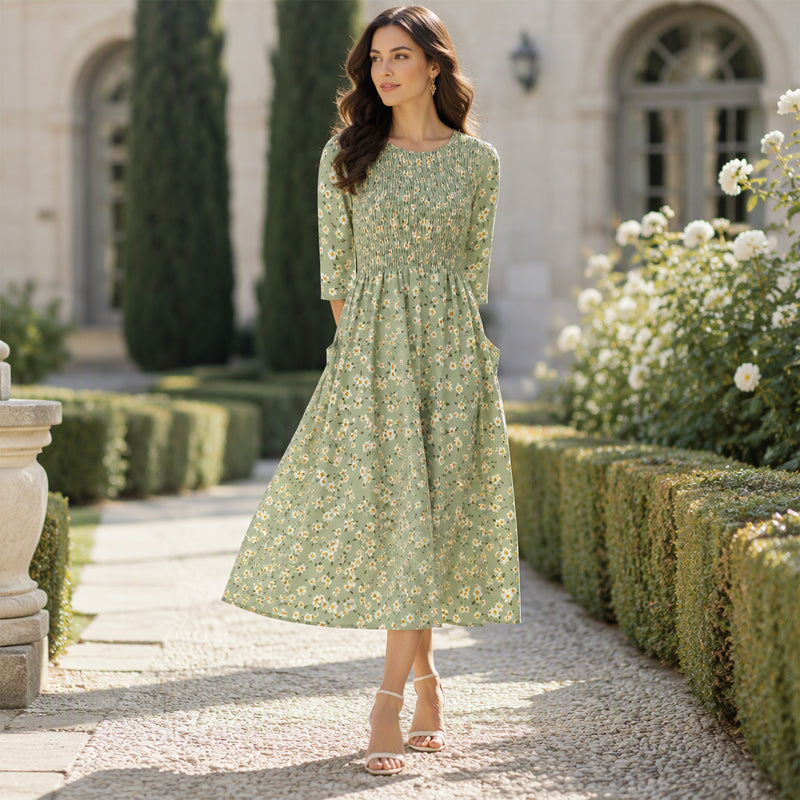 📢📢50%Rabatt!!!🎉✨Damen-Kleid mit Smoknähten und Blumenmuster