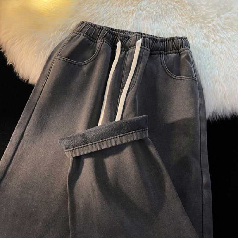 Wärmegefütterte geradbeinige Denim-Jeans für Damen
